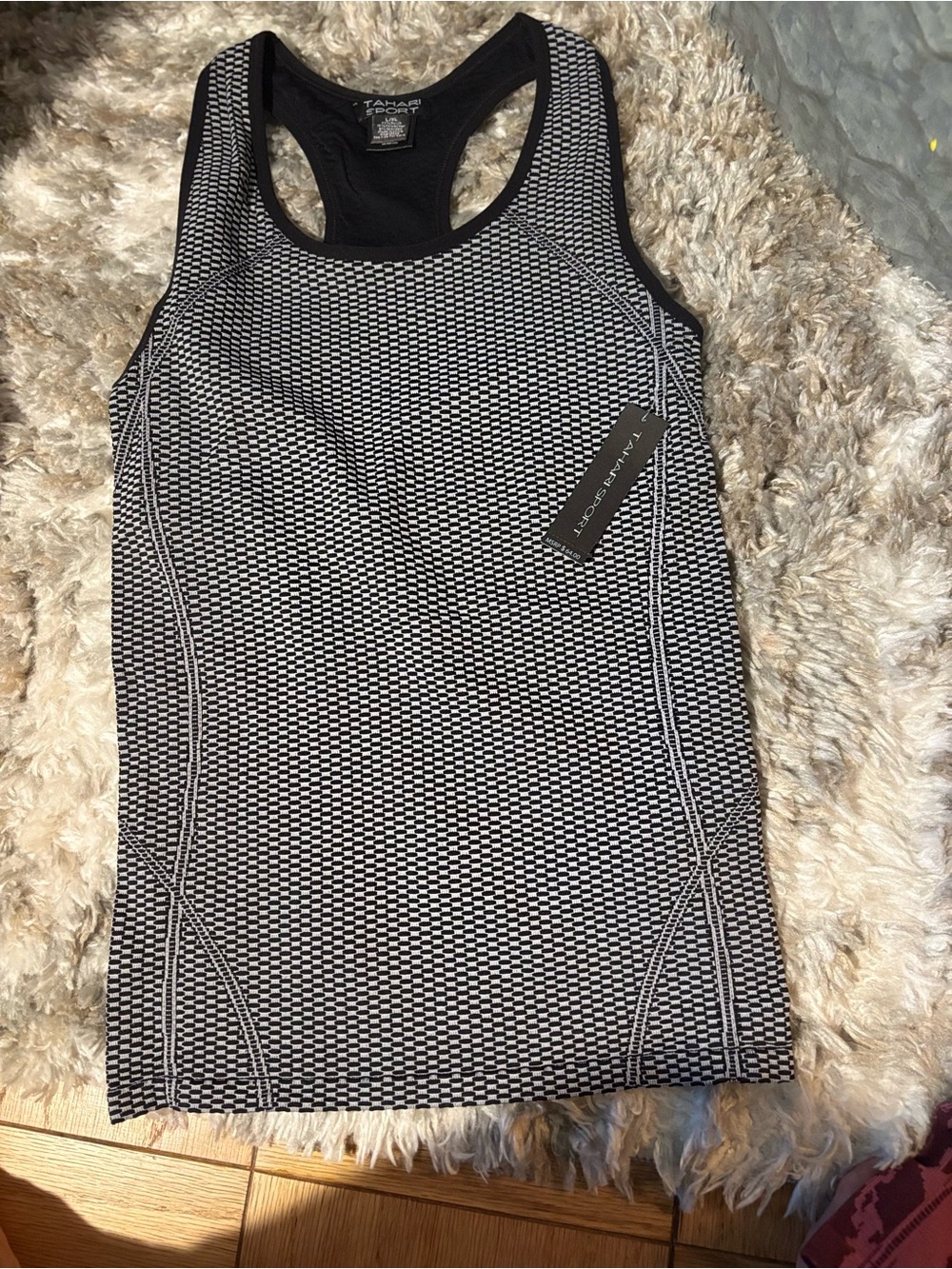 TAHARI SPORT Black White Seamless Activewear Bra Shelf Tank Top Womens